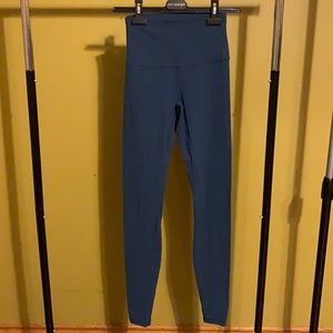 Lulu Align Super High Rise 31”